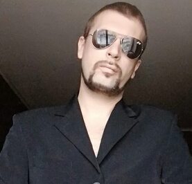 Виктор