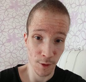 Артём