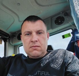 Артём