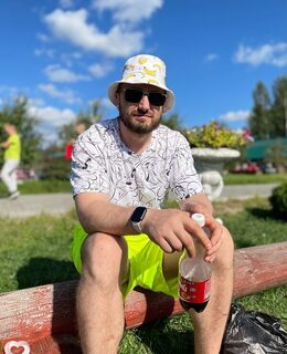 Виктор
